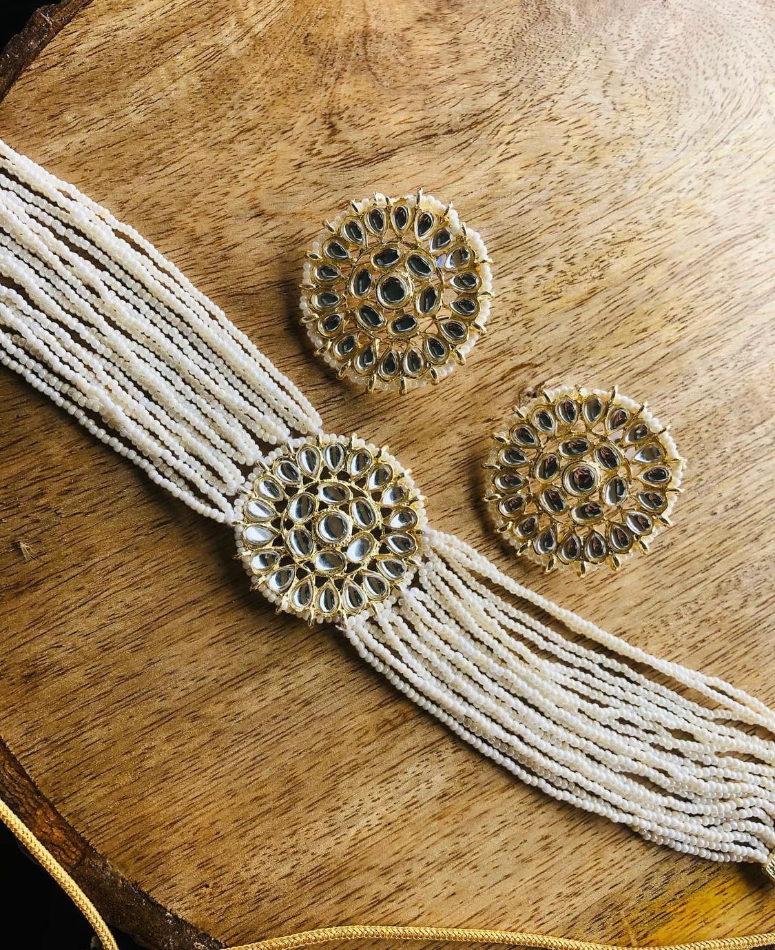 Necklaces & Choker Sets